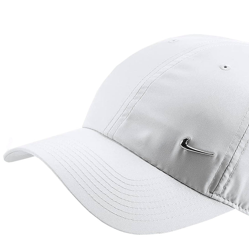 Nike cap silver logo top