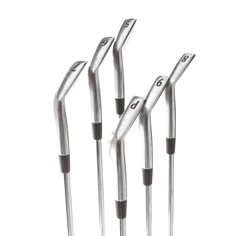 Titleist MB 714 Steel Mens Right Hand Irons 5-PW Stiff - Dynamic Gold 125g