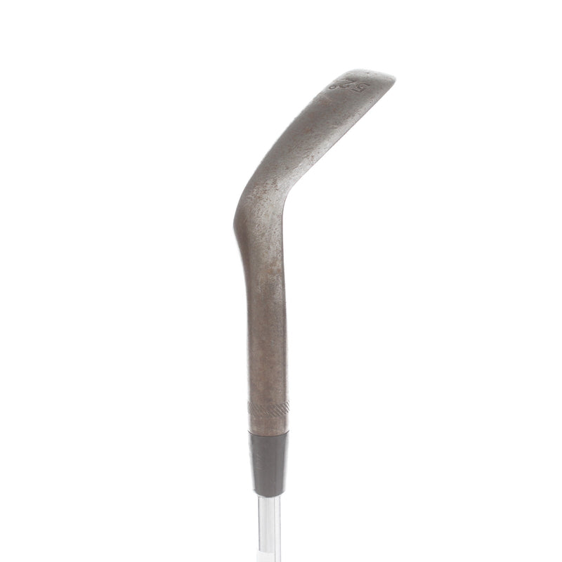 Titleist Vokey Steel Mens Right Hand Gap Wedge 52* 8 Bounce Wedge - Dynamic Gold