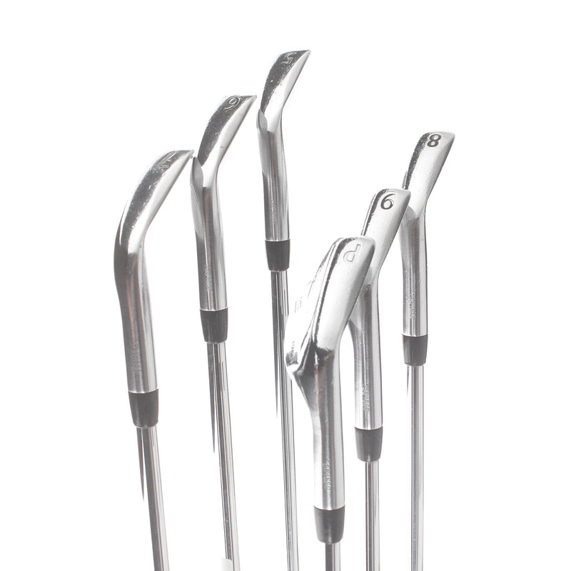 Titleist 718 CB/MB Steel Mens Right Hand Irons 5-PW Stiff - Dynamimc Gold S300