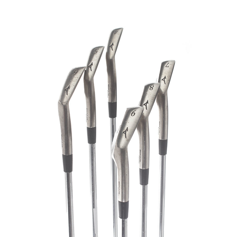 Mizuno MP-68 Steel Mens Right Hand Irons 4-9 Standard Regular - Dynamic Gold R300