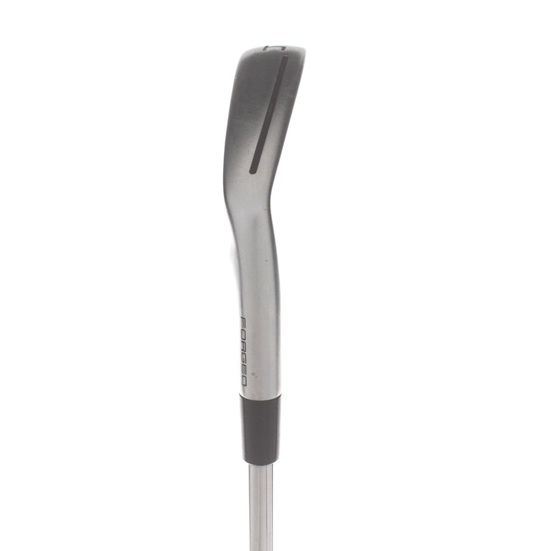 TaylorMade P790 Steel Mens Right Hand 4 Iron Regular - Dynamic Gold 95