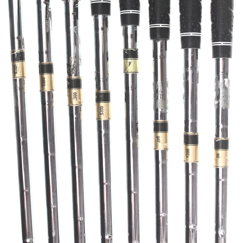 Titleist 690.CB Steel Mens Right Hand Irons 3-PW Stiff - Dynamic Gold S300