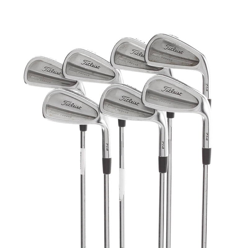 Titleist 714 CB Steel Mens Right Hand Irons 4-PW Stiff - Dynamic Gold S300