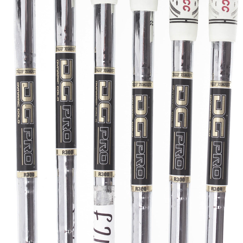 Nike Vr Forged Steel Mens Right Hand Irons 5-PW Regular - Dynamic Gold R300